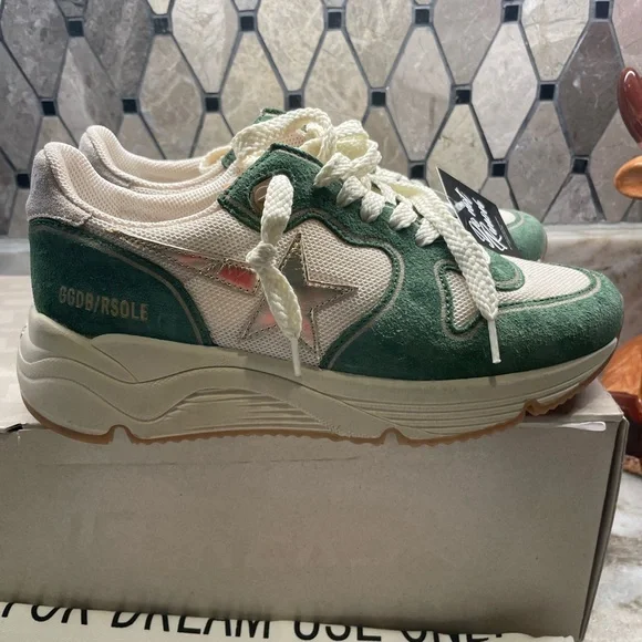 Golden Goose Runners Sz 36 NWT - Picture 3 of 6